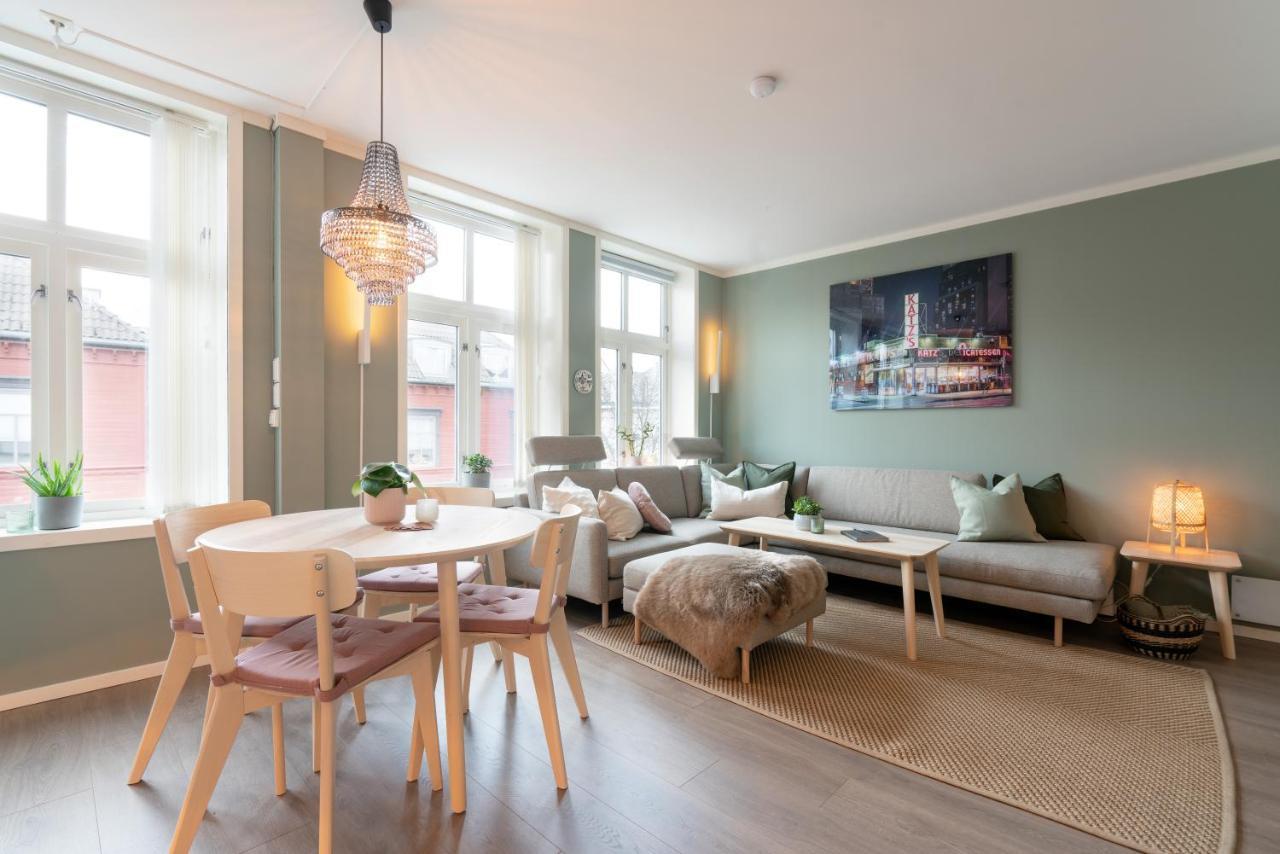 Appartamento The Golden Lion Street Getaway Trondheim Esterno foto